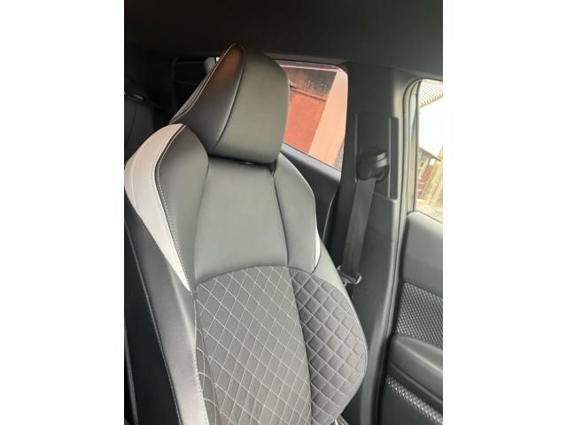 TOYOTA C-HR 2019 Image 31