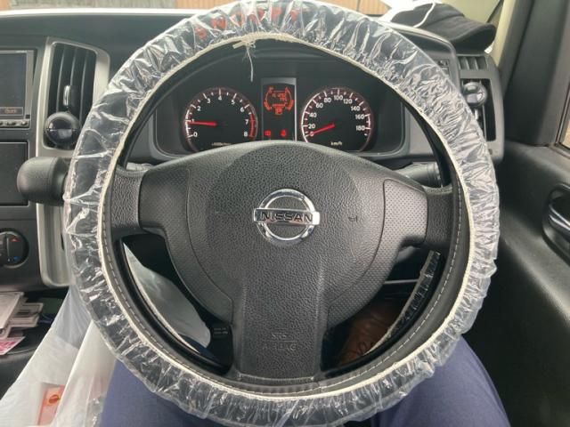 NISSAN SERENA  WG 2010 Image 31