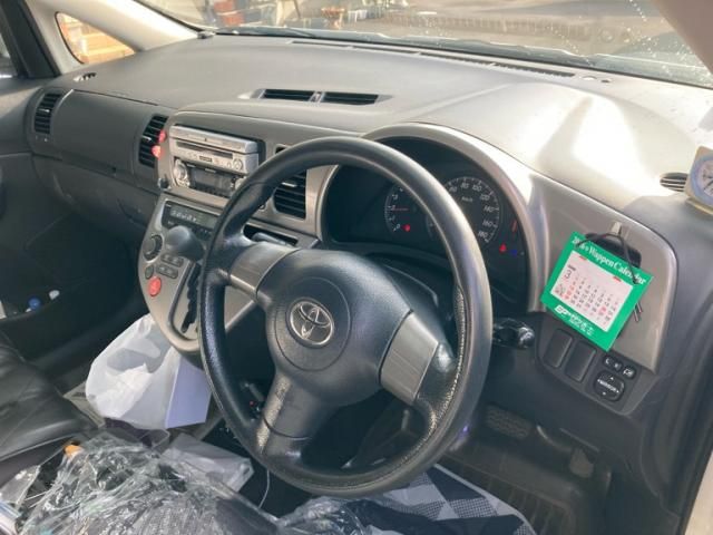 TOYOTA WISH 2005 Image 31