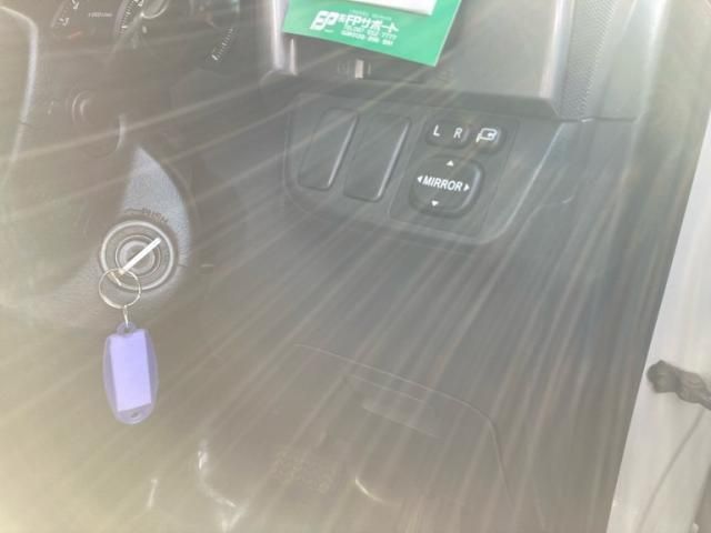 TOYOTA WISH 2005 Image 31