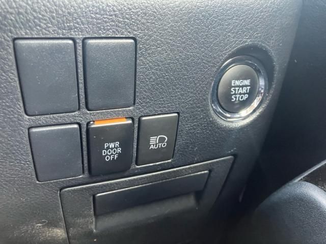 TOYOTA ALPHARD 2018 Image 31