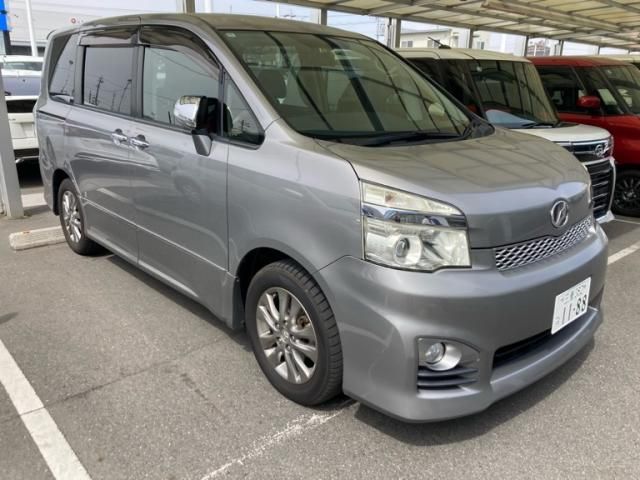 TOYOTA VOXY 2012 Image 31