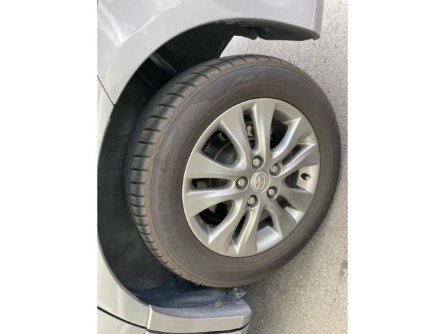 TOYOTA VOXY 2012 Image 31