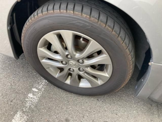 TOYOTA VOXY 2012 Image 31