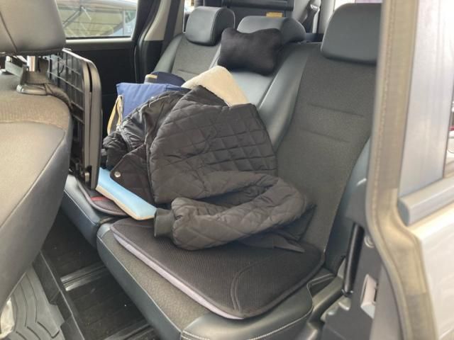 TOYOTA VOXY 2012 Image 31