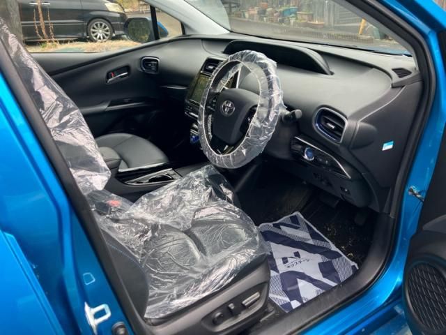 TOYOTA PRIUS 2019 Image 31