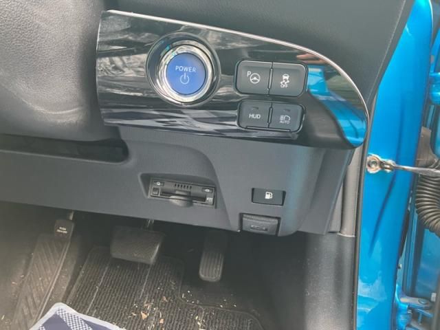 TOYOTA PRIUS 2019 Image 31