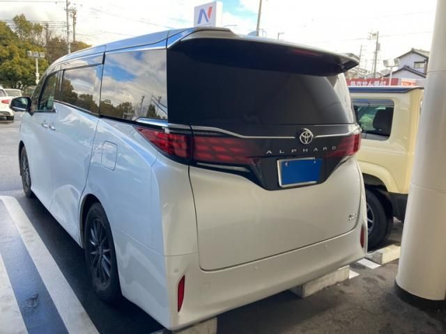 TOYOTA ALPHARD HYBRID 4WD 2023 Image 31