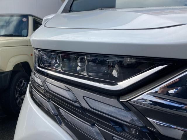 TOYOTA ALPHARD HYBRID 4WD 2023 Image 31
