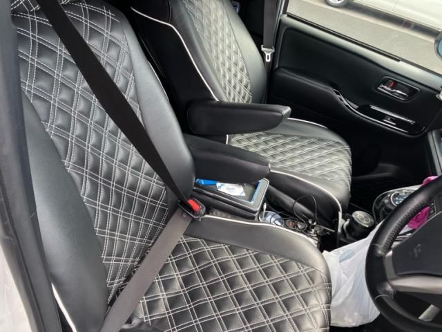 TOYOTA VOXY 2018 Image 31