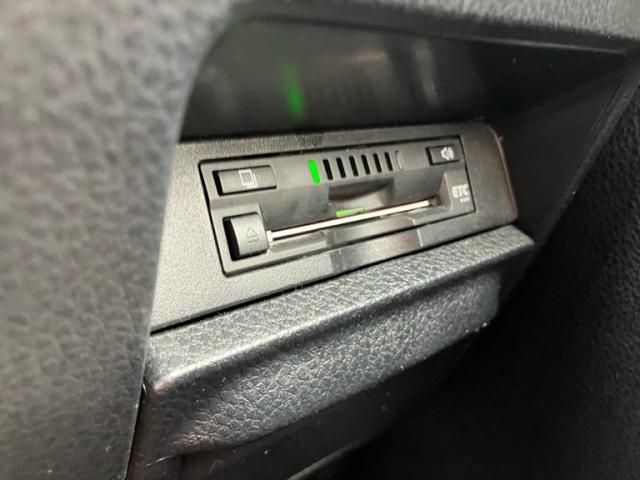 TOYOTA VOXY 2018 Image 31