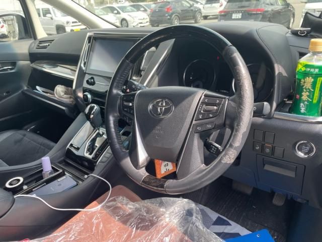 TOYOTA VELLFIRE 2015 Image 31