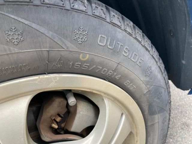 TOYOTA VITZ 2015 Image 31