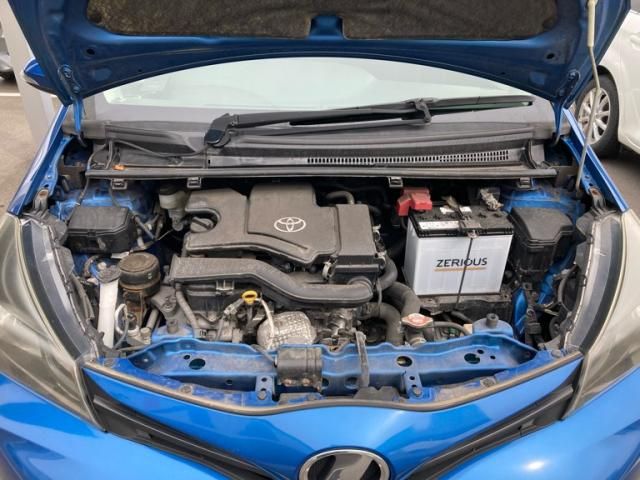 TOYOTA VITZ 2015 Image 31