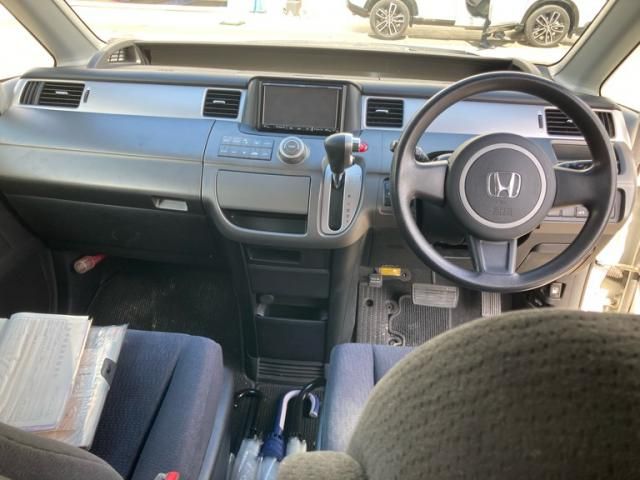 HONDA STEPWAGON 2009 Image 31