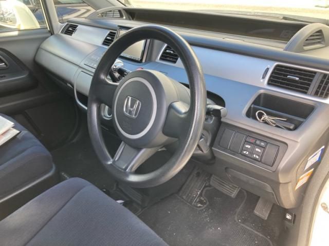 HONDA STEPWAGON 2009 Image 31