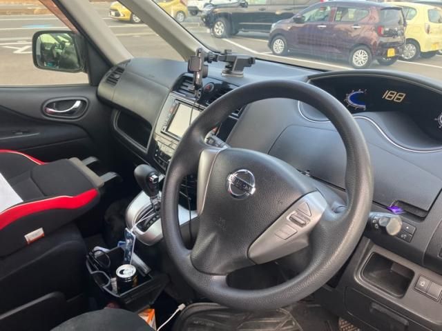 NISSAN SERENA  WG 4WD 2012 Image 31