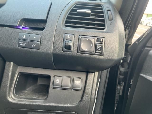 NISSAN SERENA  WG 4WD 2012 Image 31