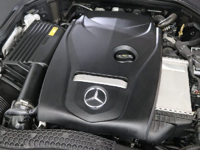 MERCEDES BENZ E CLAS 2019 Image 31