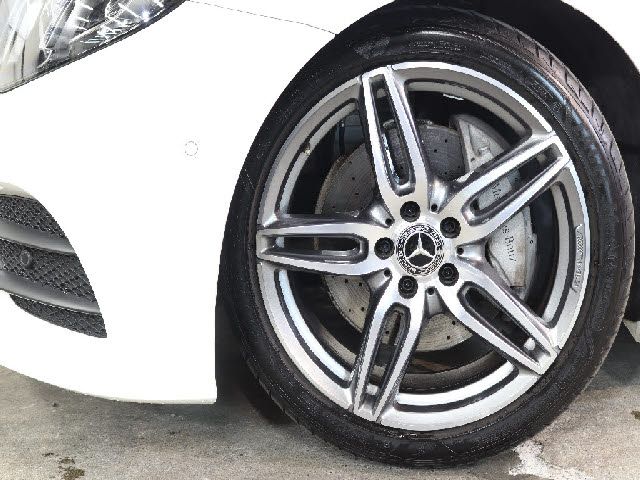 MERCEDES BENZ E CLAS 2019 Image 31