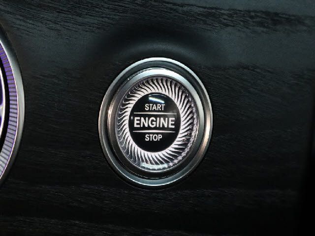 MERCEDES BENZ E CLAS 2019 Image 31