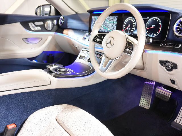 MERCEDES BENZ E CLAS 2018 Image 31