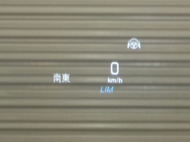 MERCEDES BENZ E CLAS 2018 Image 31