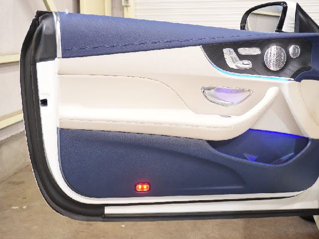 MERCEDES BENZ E CLAS 2018 Image 31