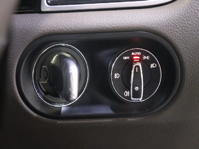 PORSCHE MACAN 2016 Image 31