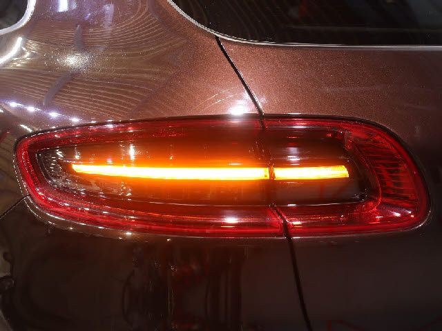 PORSCHE MACAN 2016 Image 31