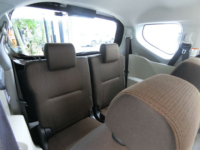 TOYOTA SIENTA 2016 Image 31