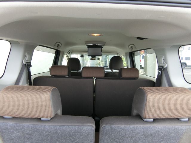 TOYOTA SIENTA 2016 Image 31