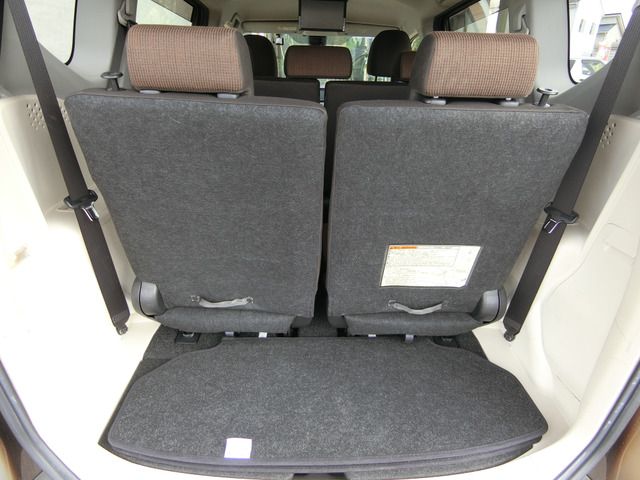 TOYOTA SIENTA 2016 Image 31