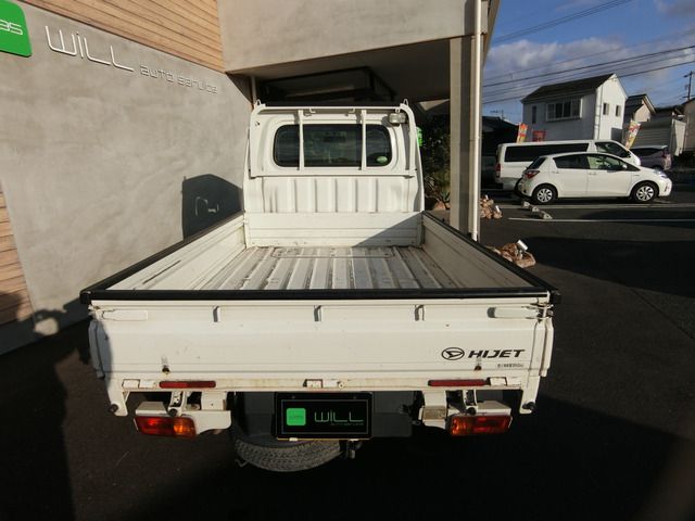 DAIHATSU HIJET TRUCK 4WD 2017 Image 31