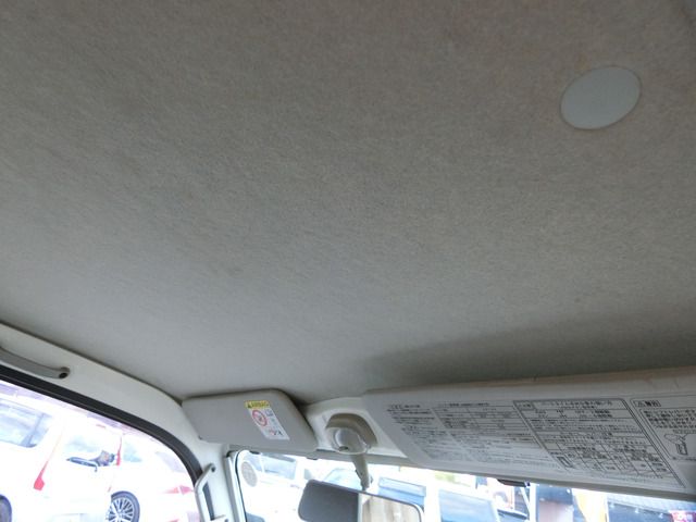 DAIHATSU HIJET TRUCK 4WD 2017 Image 31