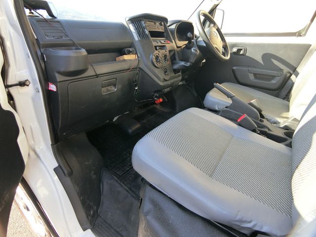 TOYOTA TOWNACE TRUCK 2WD 2020 Image 31