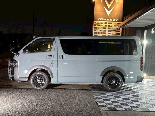 TOYOTA HIACE VAN 2WD 2018 Image 31