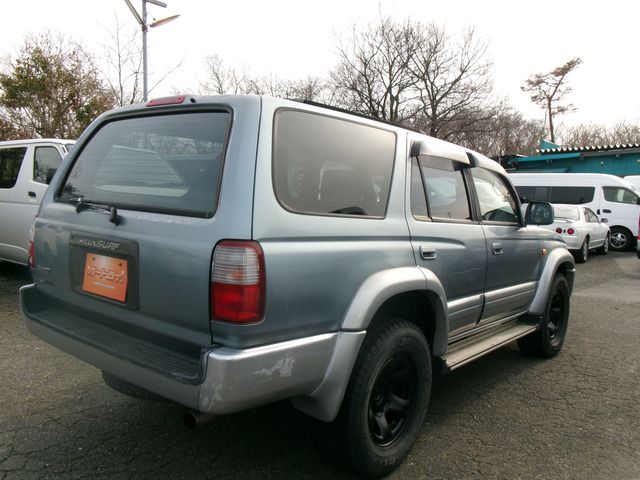 TOYOTA HILUXSURF WAGON 4WD 1996 Image 31