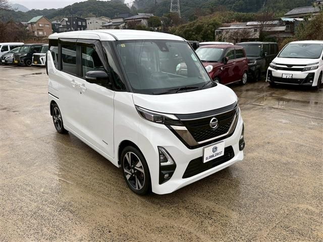 NISSAN ROOX 2023 Image 31