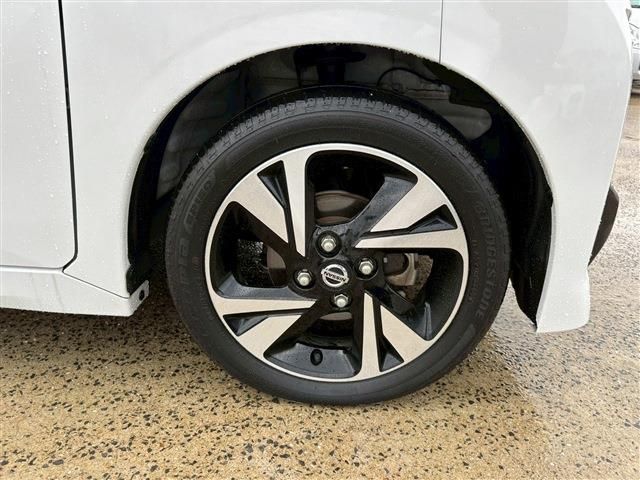 NISSAN ROOX 2023 Image 31