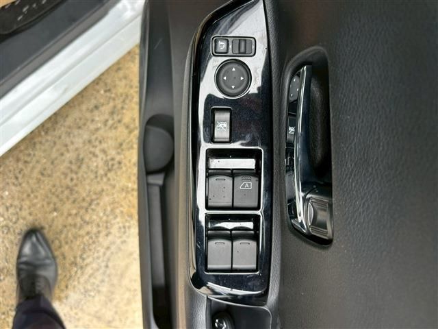 NISSAN ROOX 2023 Image 31