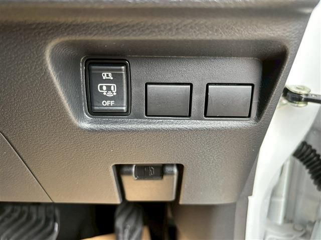 NISSAN ROOX 2023 Image 31