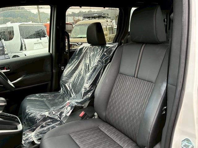 TOYOTA NOAH HYBRID 2023 Image 31