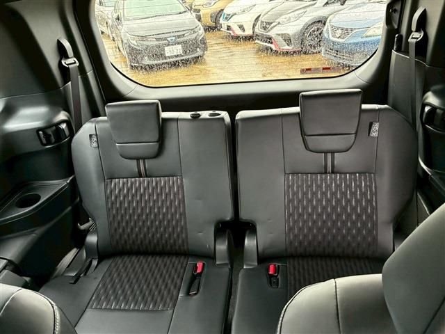 TOYOTA NOAH HYBRID 2023 Image 31