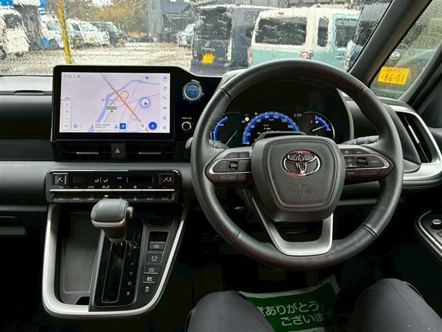 TOYOTA NOAH HYBRID 2023 Image 31