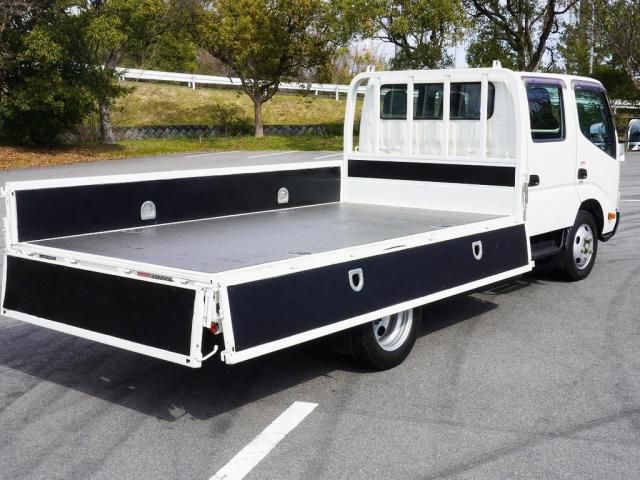 HINO DUTRO 2015 Image 31