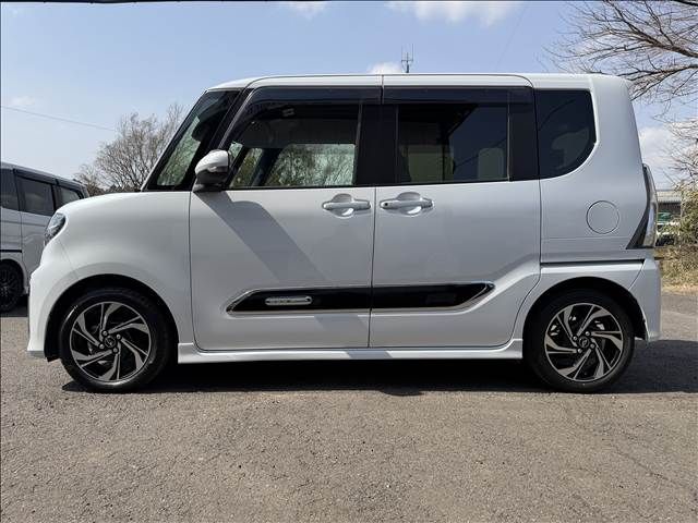 DAIHATSU TANTO CUSTOM 2022 Image 31