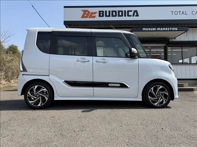 DAIHATSU TANTO CUSTOM 2022 Image 31