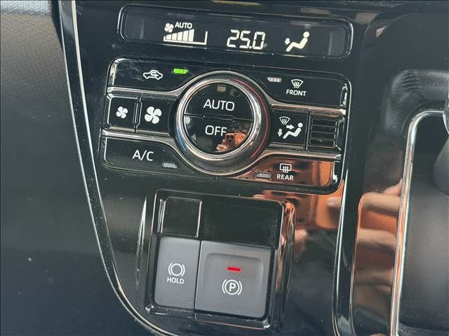 DAIHATSU TANTO CUSTOM 2022 Image 31