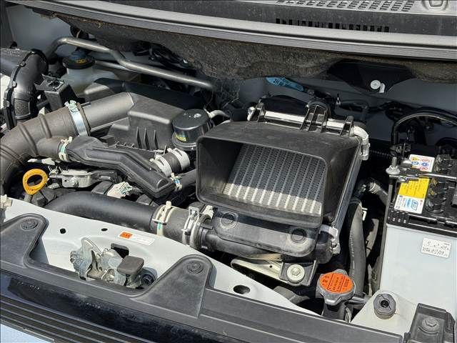 DAIHATSU TANTO CUSTOM 2022 Image 31